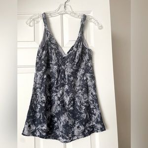 Banana republic silk tank